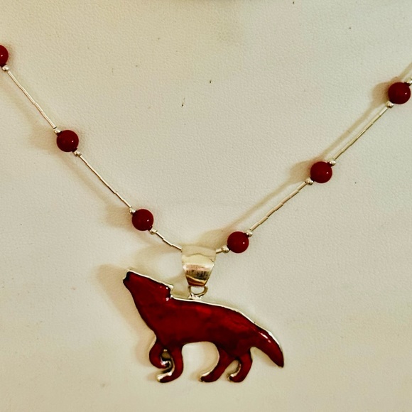 Plum Coral Wolf Pendant on Coral Beaded Liquid Sterling Silver 18" Necklace NWT - Picture 10 of 11